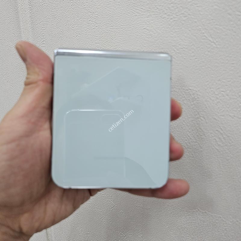 갤럭시지플립5 민트