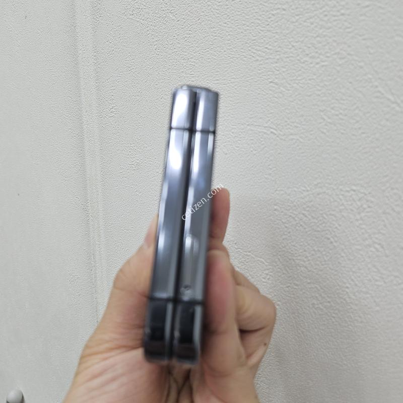 갤럭시지플립5 그라파이트