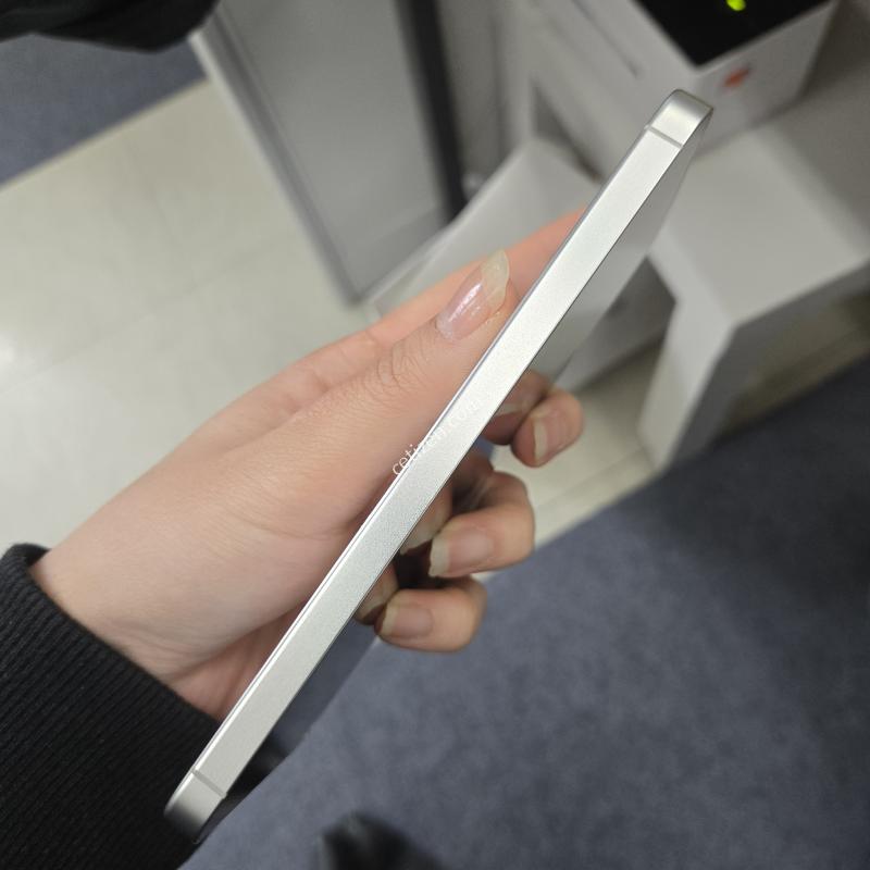 갤럭시 S24+ 그레이 256GB 특AA액정깨끗무잔상!