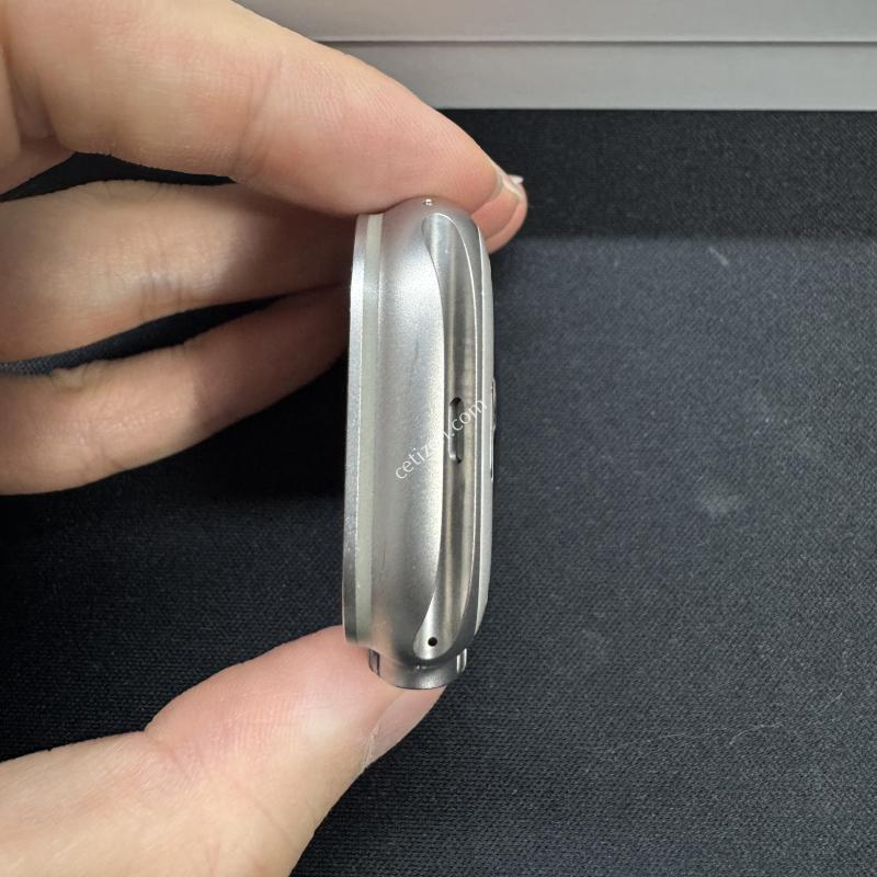 애플워치울트라2 49mm 셀룰러 네츄럴티타늄색상 배터리효율97%