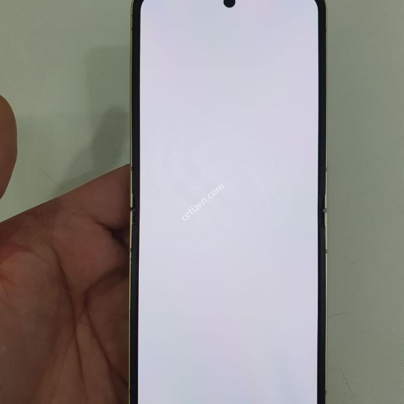 갤럭시 플립6 256G 무잔상 상태굿 중고폰 공기계