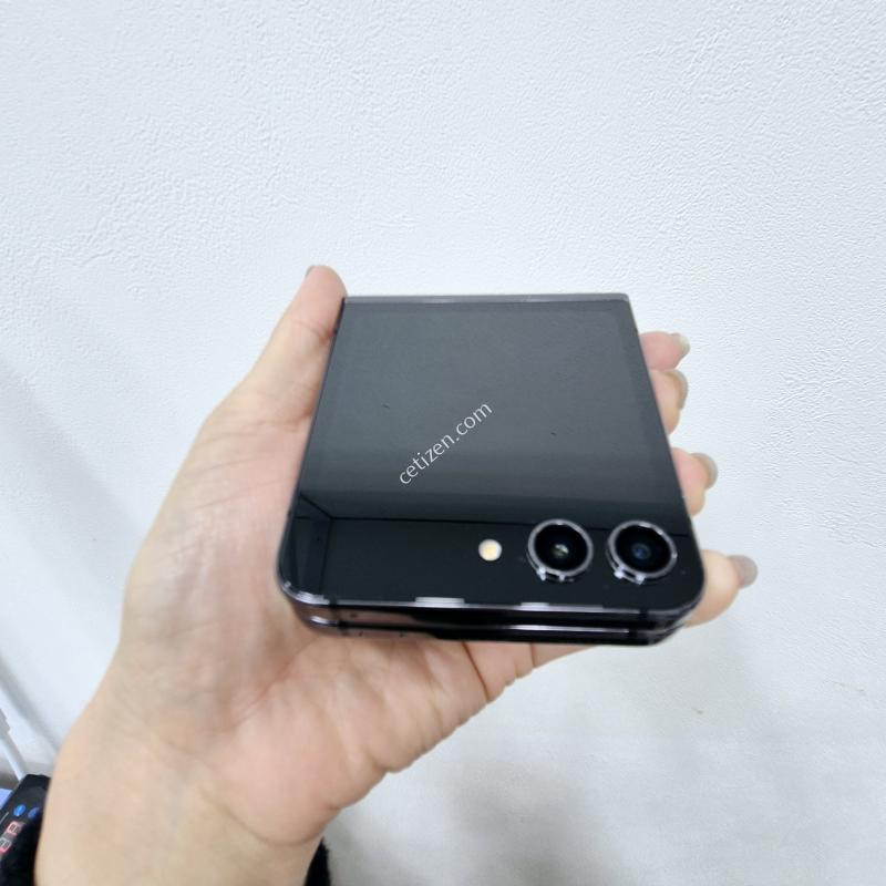 갤럭시Z플립5 그라파이트 256GB