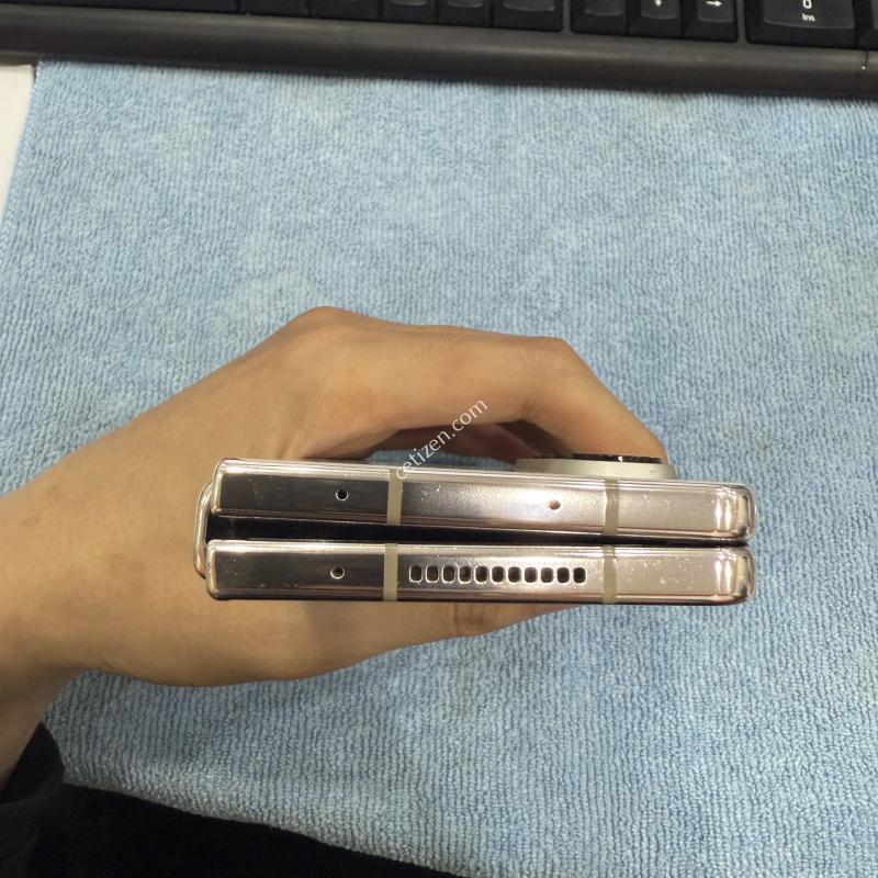 갤럭시폴드4 512gb 크림 공기기판매합니다