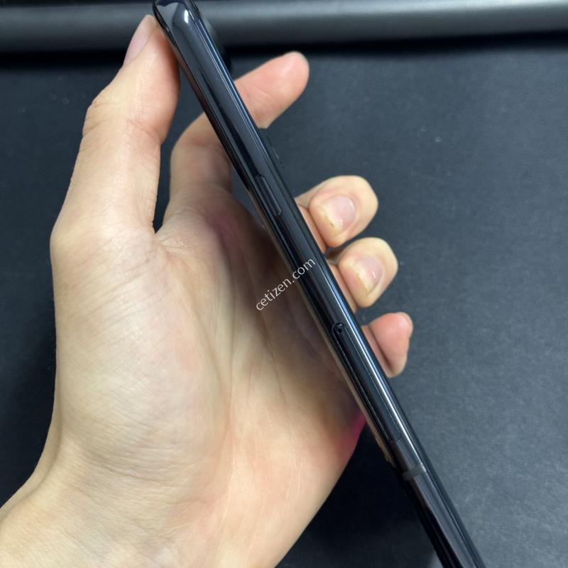 LG G8