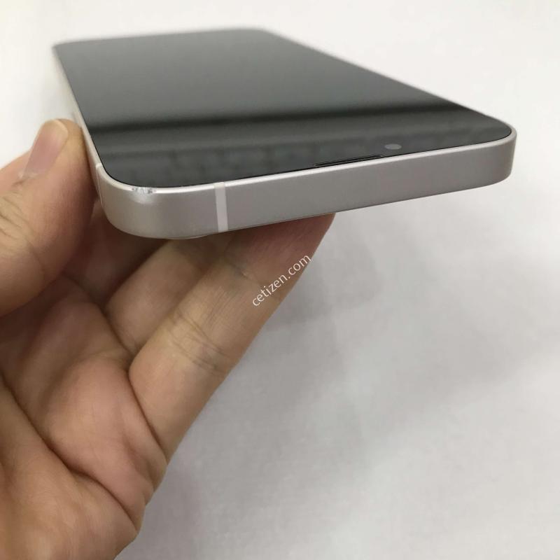 아이폰13/화이트/256G/액정뒷판특특SSSS급/컨디션최상