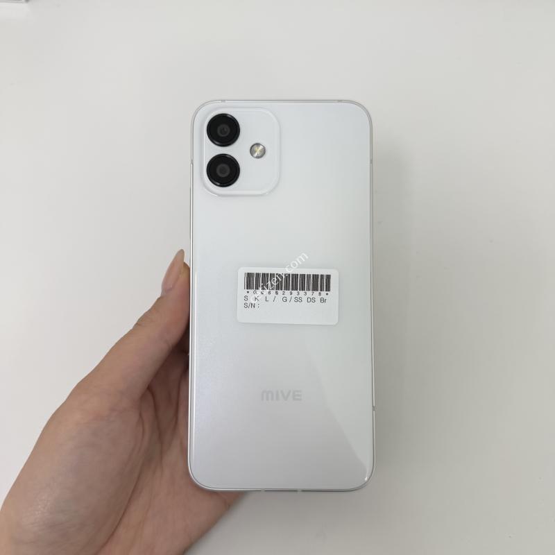 시나모롤 키즈폰 화이트 128GB A급