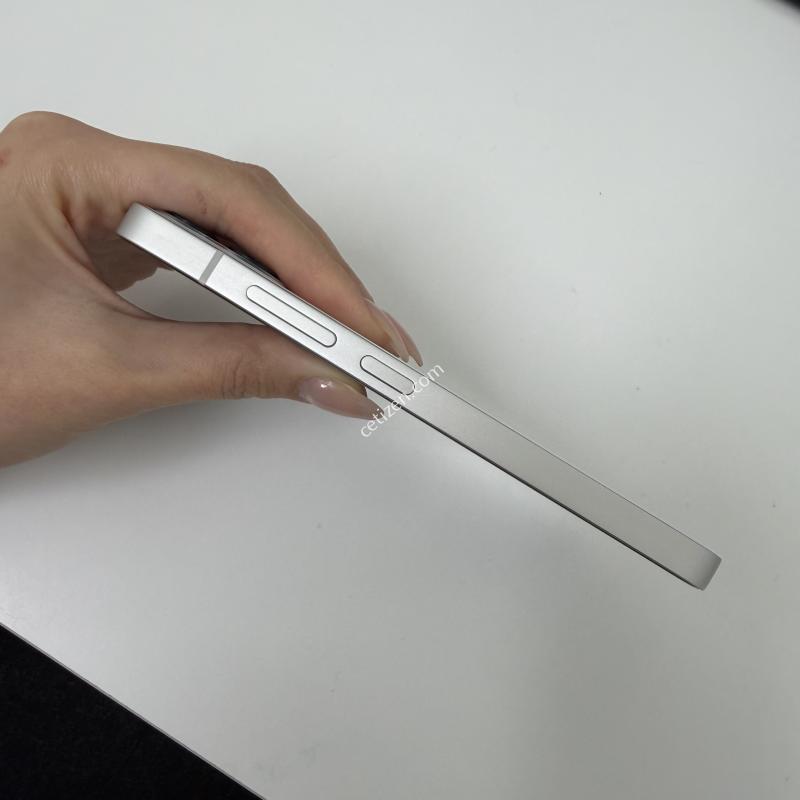 시나모롤 키즈폰 화이트 128GB A급