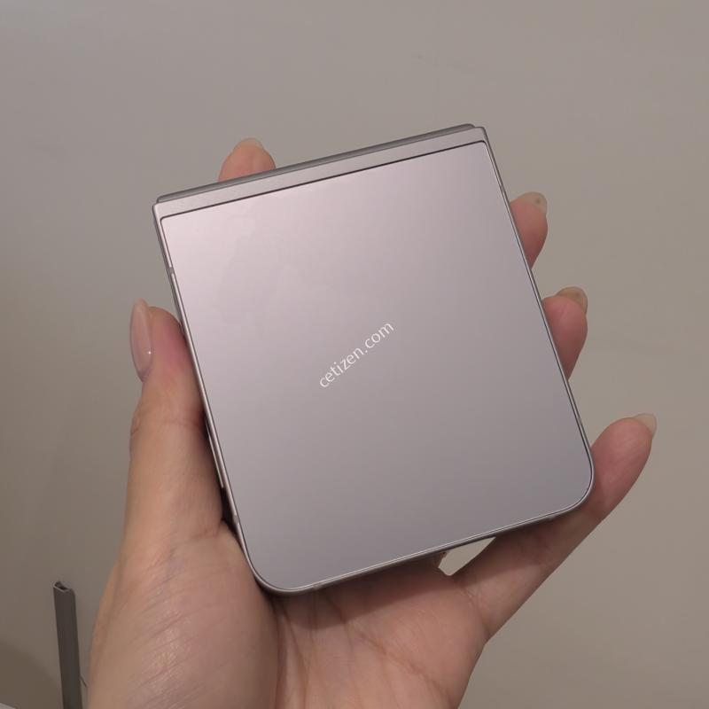 플립6 256GB 그레이