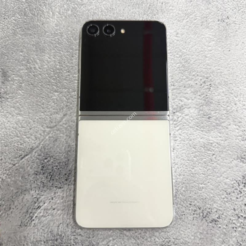 갤럭시Z플립5 크림 A급 256GB