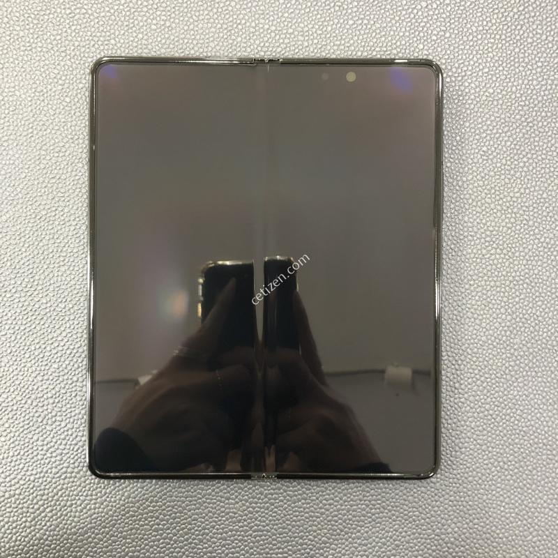 갤럭시폴드5 블랙 512G,컨디션 최상,내부 외부액정 S급,뒷판 무기스,잔상 없음