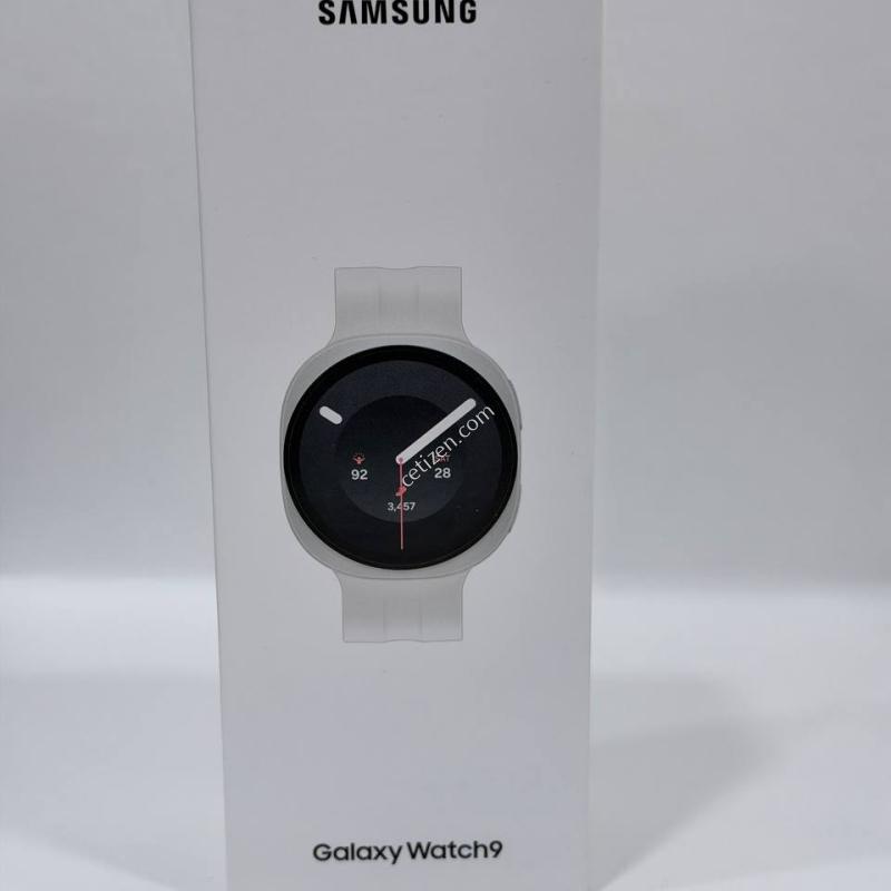 미개봉새상품)갤럭시워치9 40mm LTE 크림 32GB Y2518
