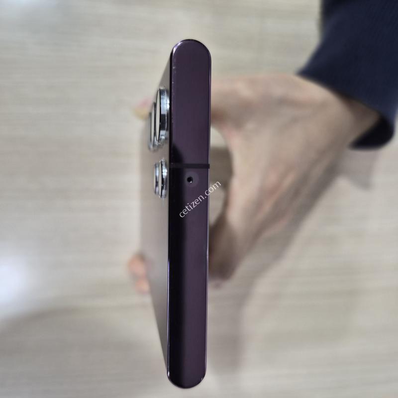 LG U+ S22울트라 버건디 공기기 팝니다.