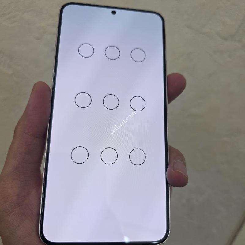 S22플러스 화이트