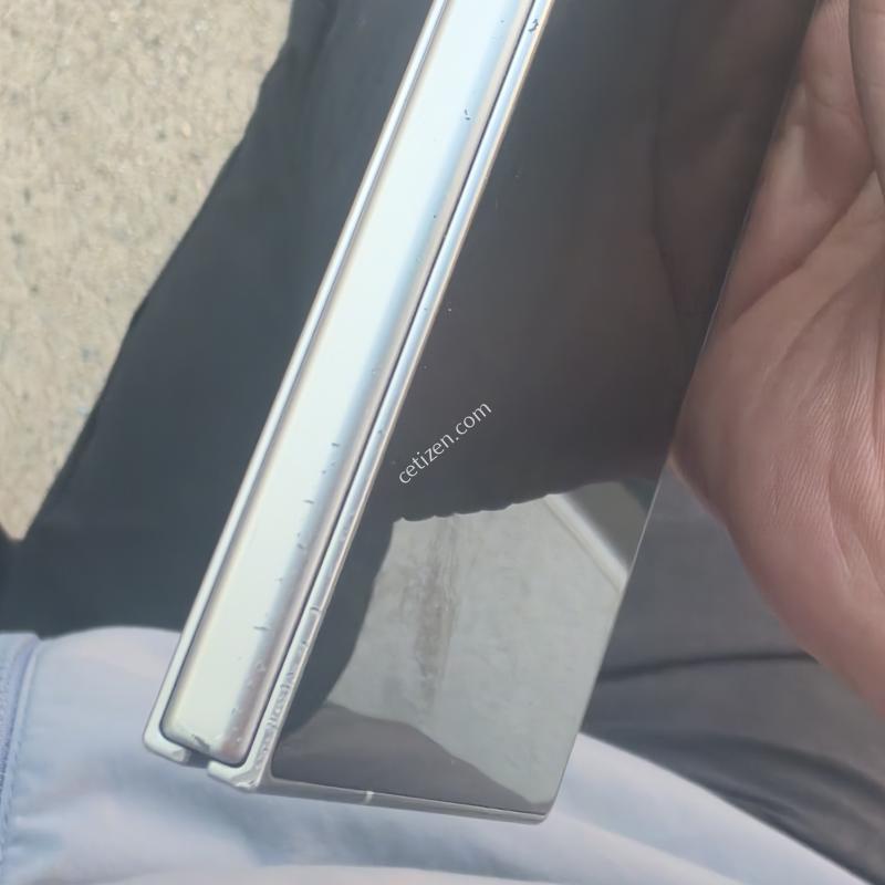 폴드7 512 실버색상 팝니다