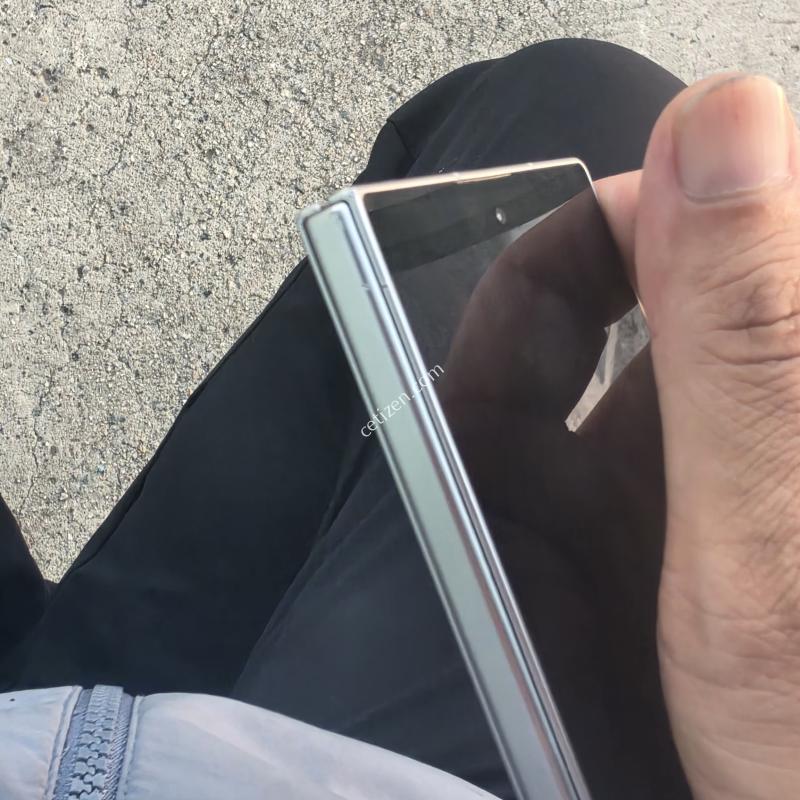폴드7 512 실버색상 팝니다