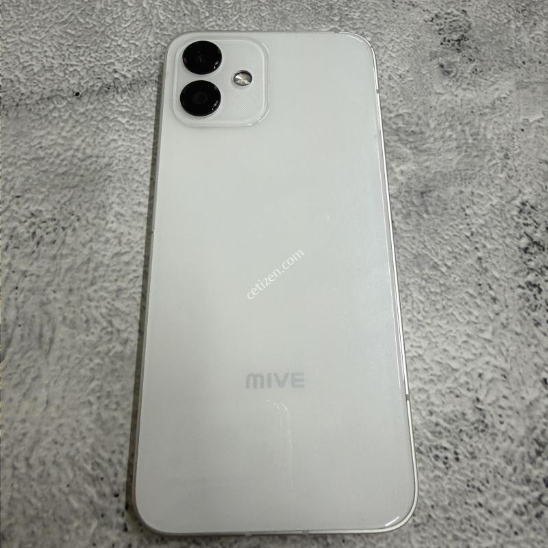 마이브 시나모롤 화이트 A급 128GB