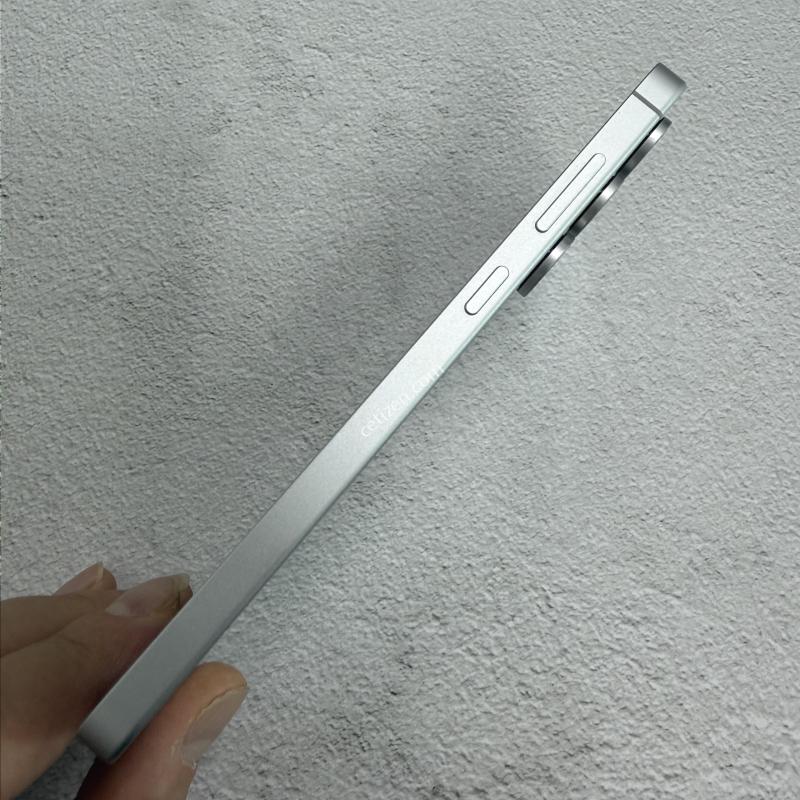 갤럭시S25FE 화이트 SS급 256GB