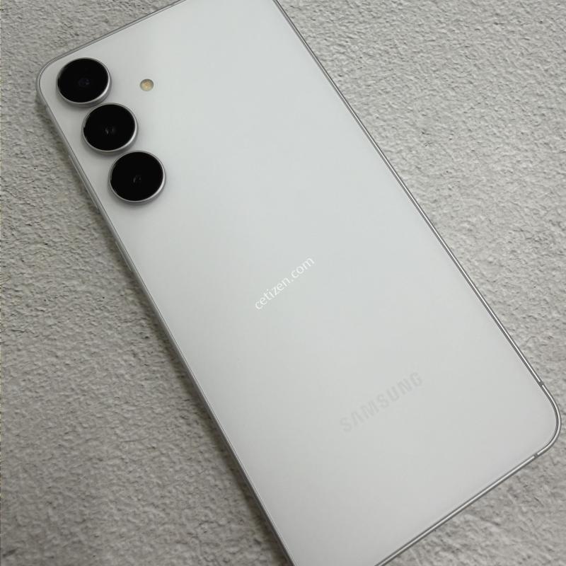갤럭시S25FE 화이트 SS급 256GB