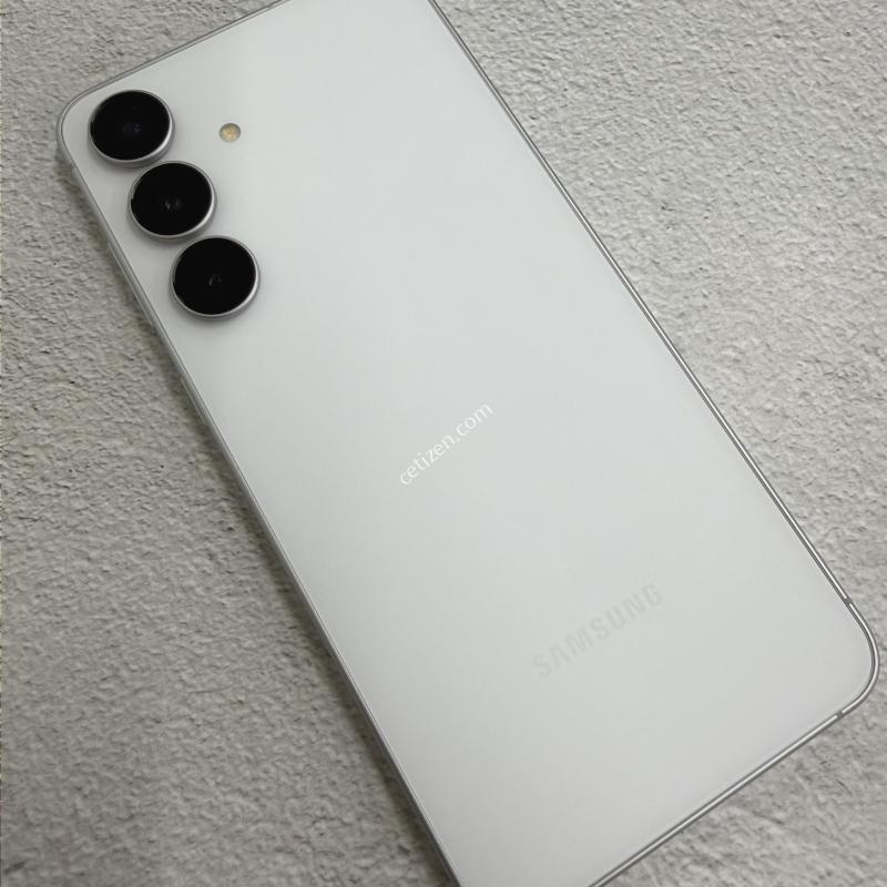 갤럭시S25FE 화이트 SS급 256GB