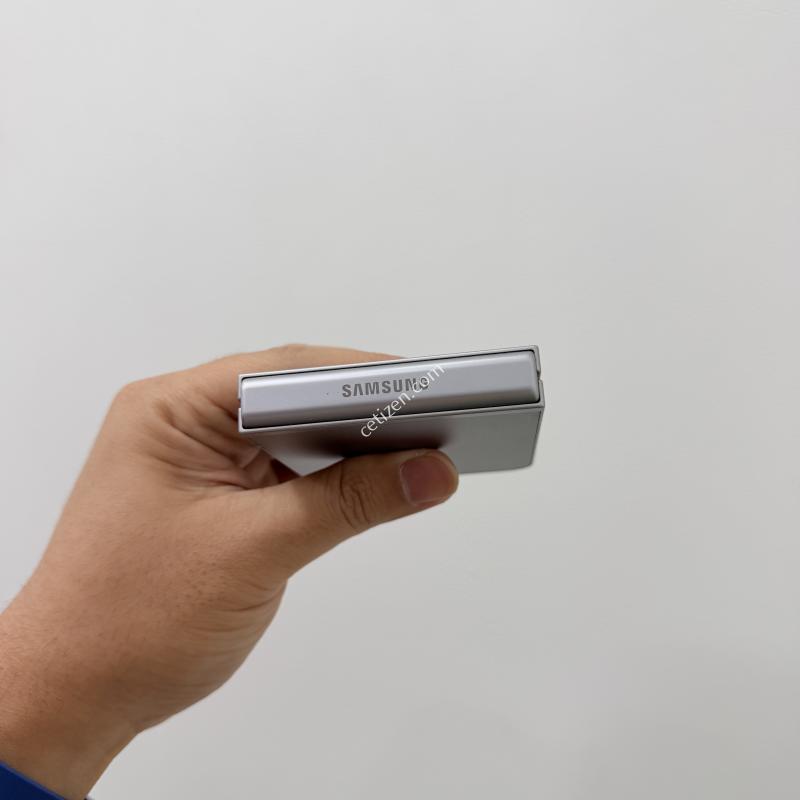 갤럭시Z플립6 실버 256GB