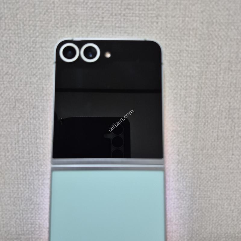 갤럭시 Z플립6 민트 256GB