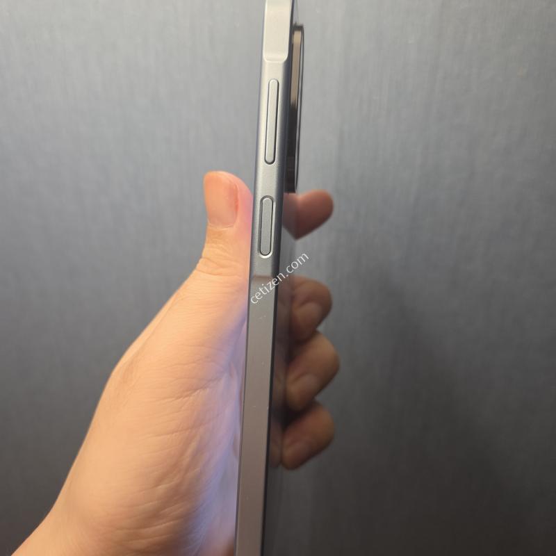 A17 자급제 새상품급