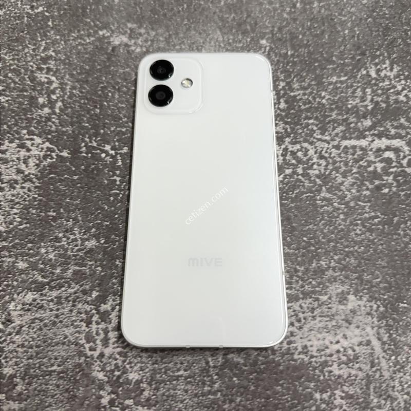 [26년4월 개통 SSSS급] 마이브 시나모롤 화이트 SS급 128GB